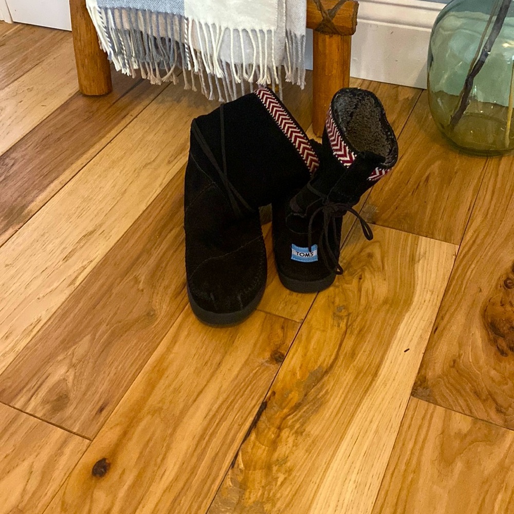 Toms Cozy Boots